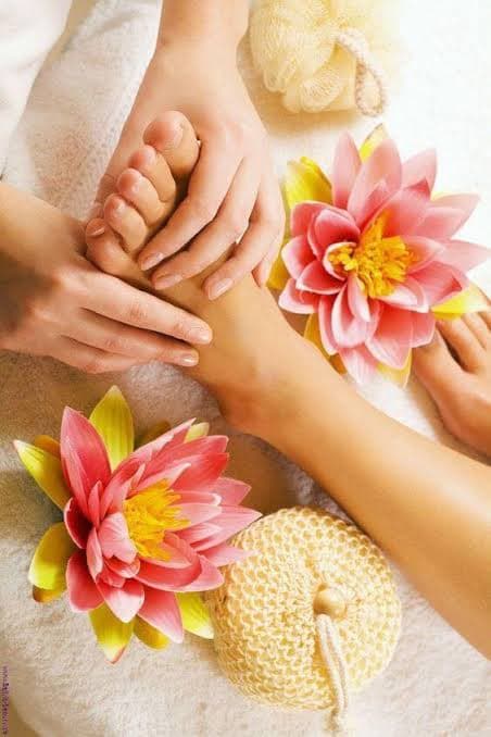Professional home massage therapist Lahore photo 3